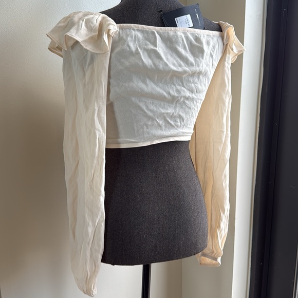 Fashion Nova Vivian Front Tie Crop Top - Picture 5 of 5